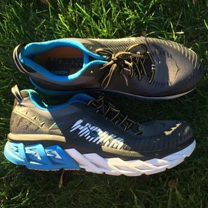 HOKA RUNNING SHOES